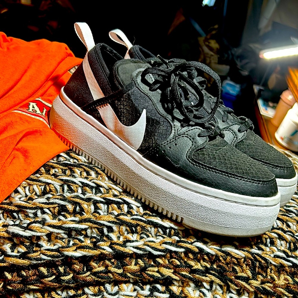Nike platforms